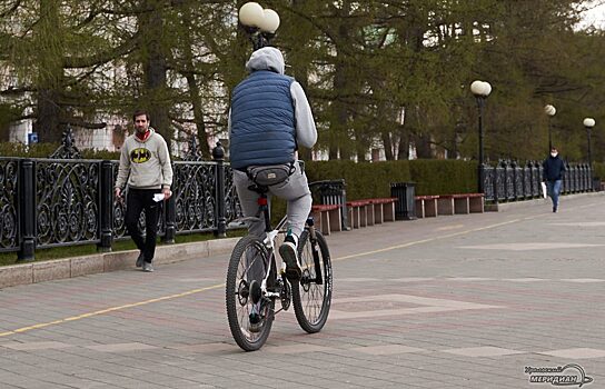 50 велопарковок обустроят в Челябинске к августу