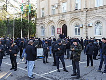 В Абхазии оппозиция требует отставки руководителей силовых ведомств
