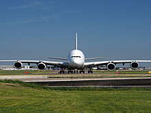 Стоимость двигателей Airbus A380 упала вдвое