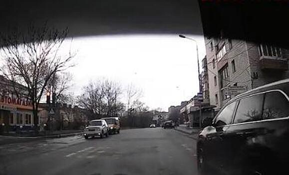 Владивостокцы считают это видео форменным стукачеством