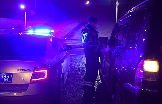 Инспекторы ДПС задержали пьяную автолюбительницу без прав