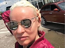 «Тренеру досталось?»: 53-летняя Жанна Эппле изумила фото на ринге