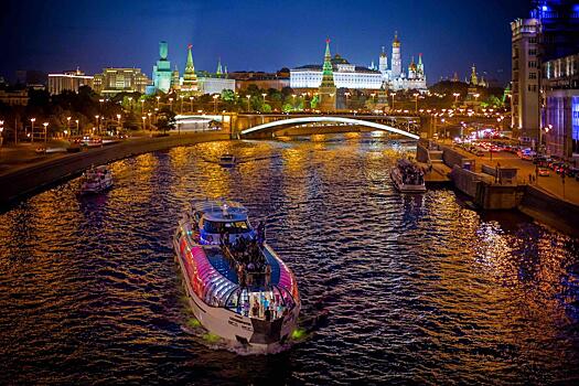 На Москве-реке пройдет вечеринка 90-х!
