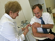 Названо число прошедших вакцинацию от гриппа россиян