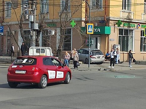Жёсткое ДТП произошло на перекрёстке в центре Читы