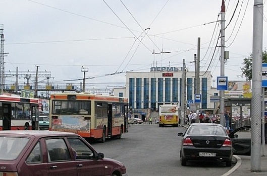 Городские автобусы в Перми будут красного цвета
