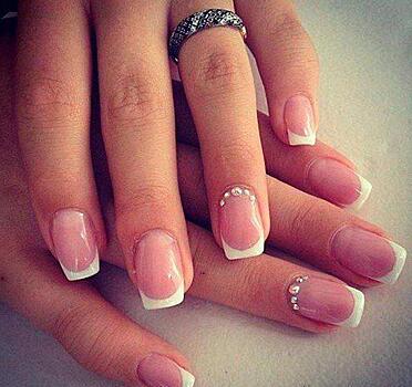 Маникюр на коротких ногтях светлый: оригинальные идеи