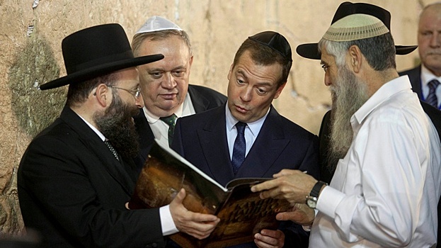 Подарок Медведеву от Израиля встревожил Вашингтон