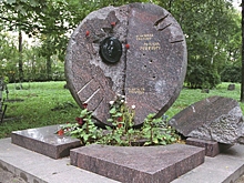 Названы самые популярные у туристов кладбища в России