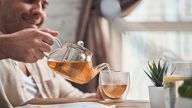 Горячий чай может обернуться раком пищевода