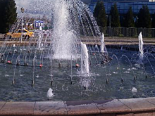 В Чехове заработали городские фонтаны