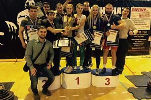 Спортсмены из Адыгеи стали призёрами чемпионата по классическому троеборью