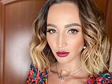 Пакет на голову и в машину: в центре Москвы «похитили» Бузову