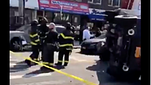 В ДТП со скорой в Нью-Йорке пострадали 8 человек и погибла пациентка