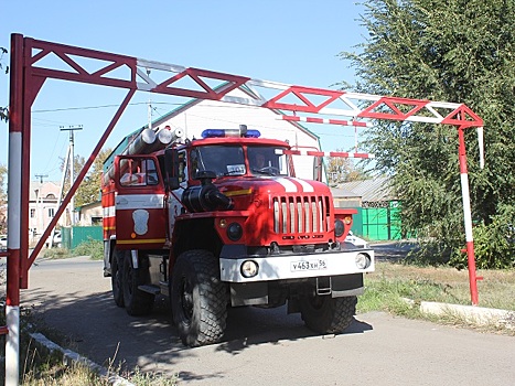 В Оренбурге пожарные призывают горожан не загораживать проезд во дворах