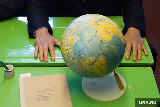 Учитель из Екатеринбурга ударил шестиклассника