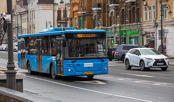 Автобусам Владивостока рекомендовано пользоваться выделенной полосой