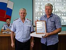 В Сызрани прохожий помог задержать хулигана, который ударил полицейского
