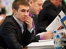 Состав директоров омского аэропорта пополнили министр Курманов и депутат Берендеев