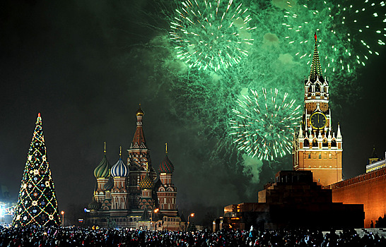 Более 10 видов фейерверков запустят в Москве в Новый год с 30 площадок