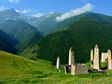 Где в России находится уникальная «страна боевых башен»?