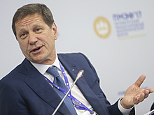 Жуков: легкоатлеты РФ на Юношеском фестивале в Венгрии выступят под флагом своей страны