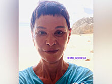 Ирина Хакамада опубликовала фотографию без очков и макияжа на Бали