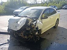 Три человека пострадали в ДТП на перекрёстке улиц Маяковского и Пойма в Ижевске