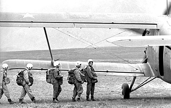 "Трудовой народ, строй воздушный флот!" Как добровольные общества укрепляли оборону СССР