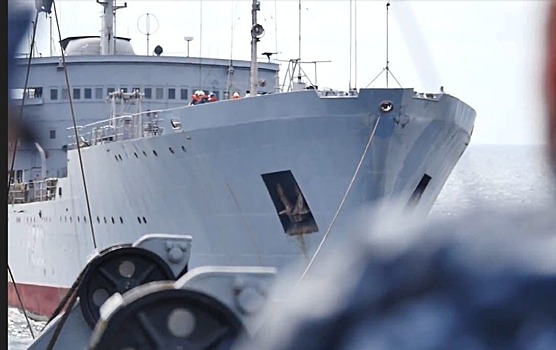 «Чтобы не спали»: Российский адмирал назвал поход «Донбасса» проверкой на «бдительность»