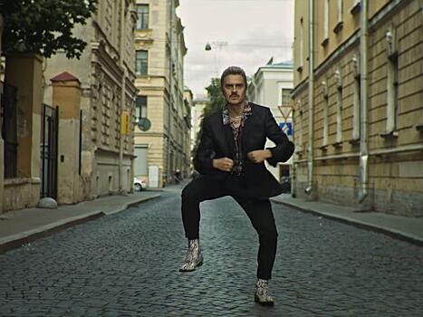 Планы на выходные: танец из Skibidi, мультфильмы и клауд-рэп