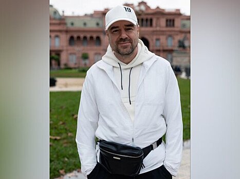 "Стархит": Романа Товстика хотят лишить руководящего поста из-за скандала с разводом