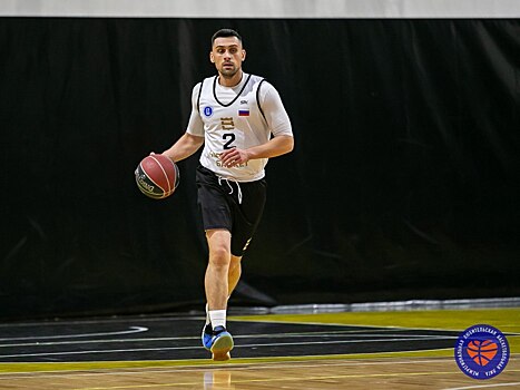 «С нами играли американцы и финны, профессионалы и любители — все». Кто сделал баскетбол народным спортом на юге Москвы