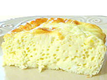 Ведущая кулинарных программ Лара Кацова поделилась рецептом омлета "из детства"