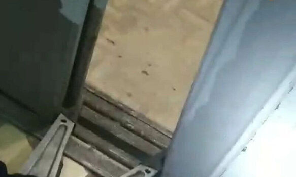 Напуганные дети больше двух часов провели в застрявшем лифте в Сочи