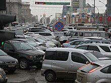 Госдума рассмотрит законопроект о штрафе за стоянку без госзнаков