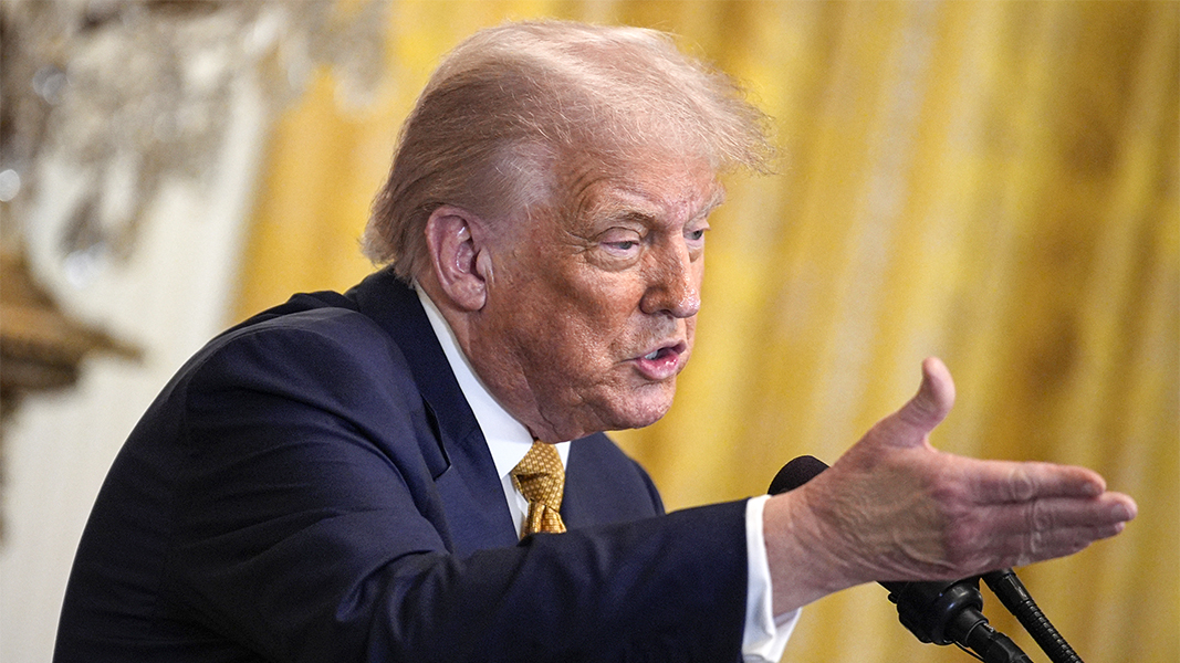 В США резко раскритиковали мирные усилия Трампа по Украине