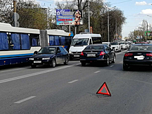 На «зебре» в Энгельсе иномарка сбила подростка