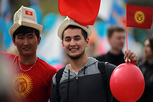 Мигранты перевели из РФ в Киргизию $1 млрд