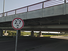 Депутат посоветовал водителям «включать голову» перед питерским «мостом глупости»