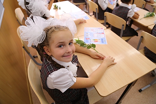 В День знаний в школах республики стартовала профилактическая акция «Помоги пойти учиться»