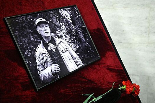 В Москве простились с Леонидом Куравлевым. Фотогалерея