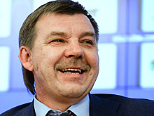 За инцидент с гимном на ЧМ накажут Сафронова и Знарка