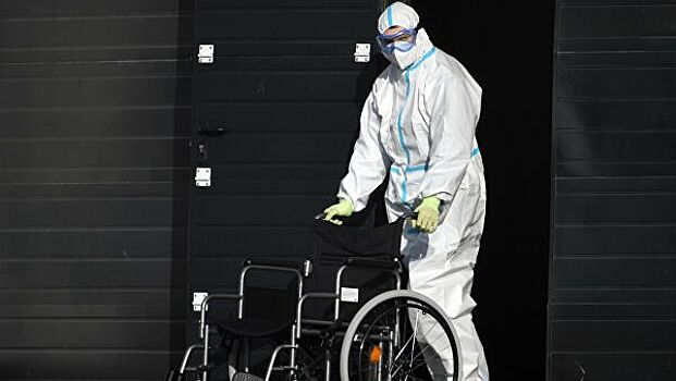 Заболевшую COVID-19 жительницу Урала оштрафовали за заражение родных