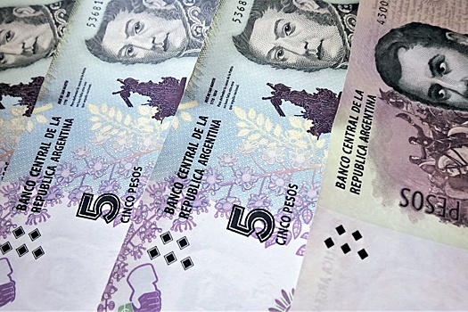 Аргентинское правительство хочет дотянуться до сбережений граждан
