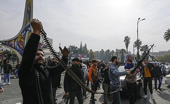 Между "головорезами" и "освободителями" истинные демократы разницы почти не видят