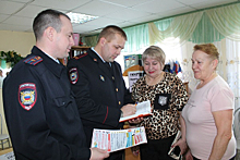 В Самарской области полицейские и общественники организовали работу «Школы безопасности для пенсионеров»