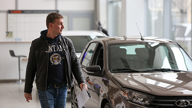 Российский авторынок впервые с начала года вышел в плюс во всех сегментах