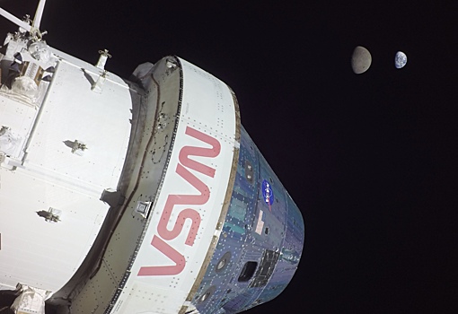 Капсула NASA «Орион» направляется домой