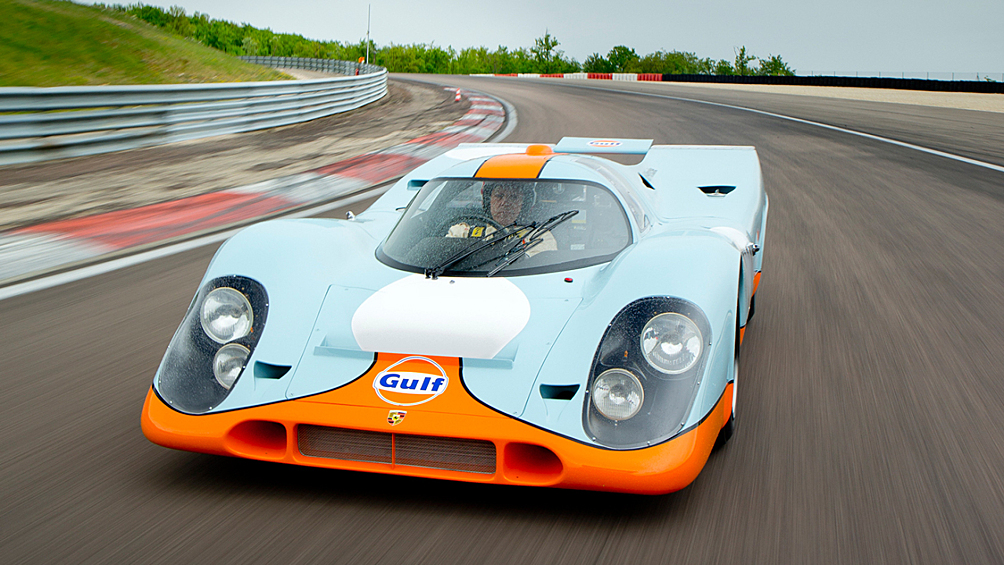 Porsche 917, который снимался в знаменитом фильме «Ле Ман», обошелся покупателю в 16 миллионов долларов.